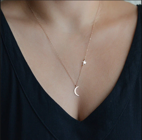 New Gold Tone Moon Star Pendant Necklaces for Women  Stylish Metal Link Choker Chain, Trendy Clavicle Jewelry for a Sexy Look