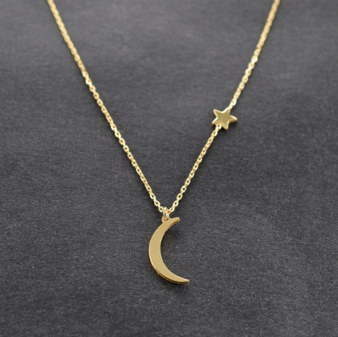 New Gold Tone Moon Star Pendant Necklaces for Women  Stylish Metal Link Choker Chain, Trendy Clavicle Jewelry for a Sexy Look